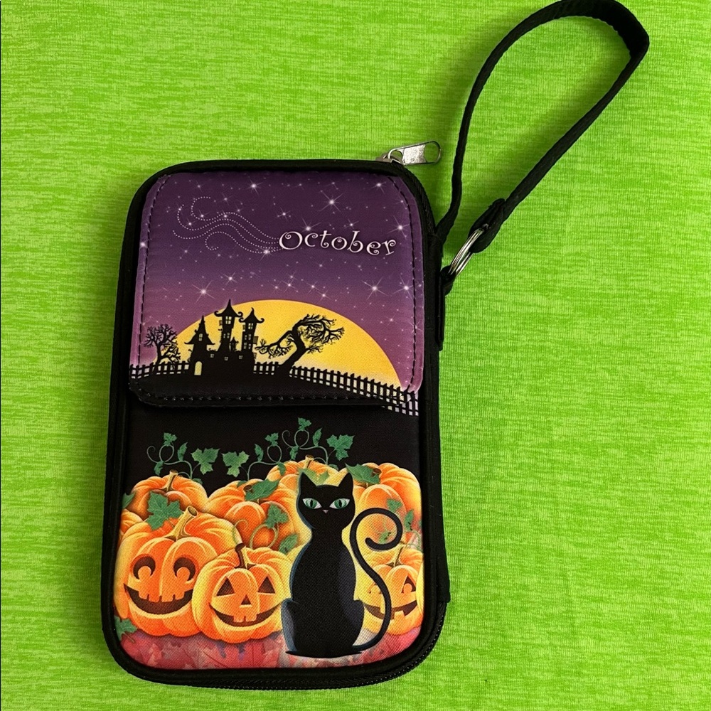 WILLABEE &WARD  woman HALLOWEEN 👻🎃 Wristlet wallet